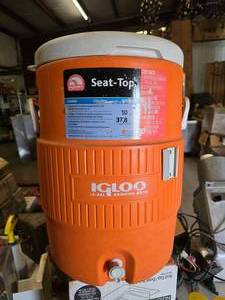 lot 217 image: Igloo Seat-Top 10 Gallon Water Cooler