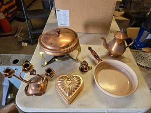 lot 260 image: Lot of Misc Copper & More.  Includes Copper Candle Holder, Chafing Dish, Teapot & MORE