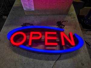lot 265 image: Electric Multi-Directional OPEN Sign