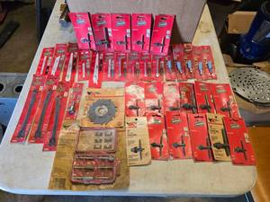 lot 38 image: NEW Lot of 38 Vermont American Made in USA Sawzall Blades, Bits, GlassTile Bits, Jointer Blade, Router Bits, Chuck Keys & Chuck Key Holders
