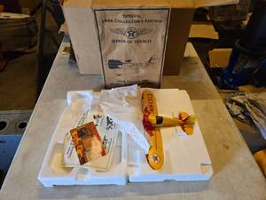 lot 310 image: Wings of Texaco 1998 Collectors Edition 1930 Travel Air Model R Mystery Ship