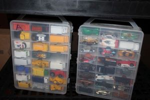 lot 132 image: Two Double Sided Hot Wheels Carriers Full
