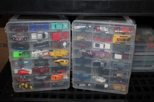 lot 134 image: Two Double Sided Hot Wheels Carriers Full