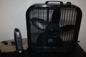 lot 362 image: Box Fan and Air Purifier