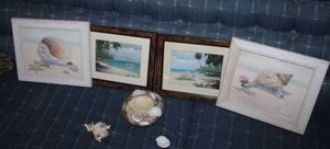 lot 405 image: Ocean Themed Decorations