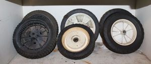 lot 192 image: Lawnmower Wheels