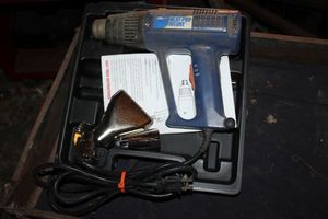 lot 27 image: Heat-Pro Deluxe Heat Gun
