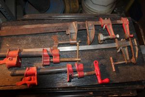 lot 264 image: Clamps&nbsp
