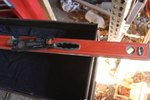 lot 238 image: Four Foot Level and mall Torpedo Level
