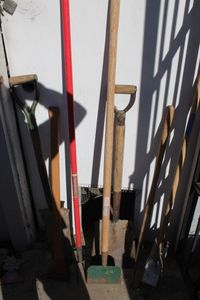 lot 241 image: Long Handled Yard Tools