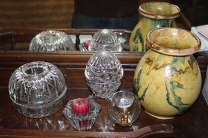 lot 47 image: Art Deco Vase and other Glass Items as Shown