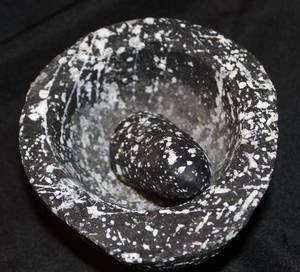 lot 307 image: &nbspHermoso Molcajete Mortar Pestle Hand made in Mexico