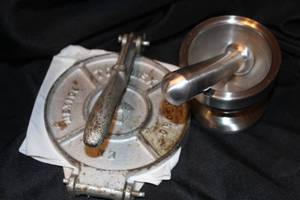 lot 393 image: Tortilla Press and Stainless-Steel Pestle