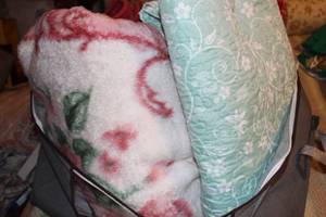 lot 91 image: Linens
