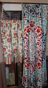 lot 107 image: Shower Curtains and Window Curtains