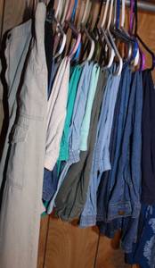 lot 112 image: Womens Pants and Skirts