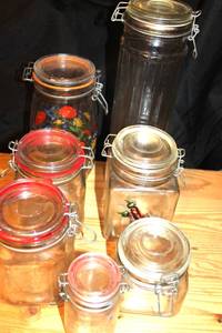 lot 319 image: Vintage Glass lidded Canisters and Jars