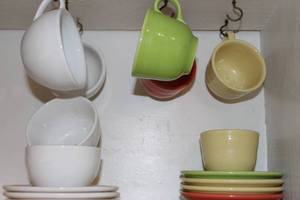lot 340 image: Dishes Fiesta Ware Coffee ups and Saucers