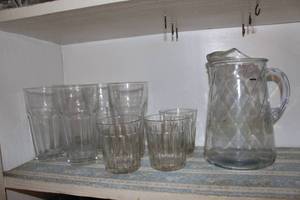 lot 354 image: Ice Tea Glasses big and small and Vintage Glass Pitcher