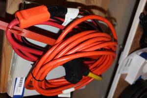 lot 444 image: Heavy duty Extension cords&nbsp