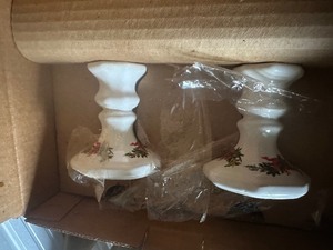 lot 371 image: PFALTZGRAFF CHRISTMAS CANDLE HOLDERS  3 12 W CANDLES