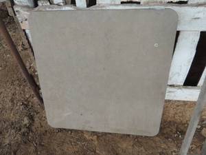 lot 403 image: foldable card table