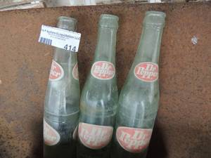 lot 414 image: Vintage DR. PEPPER BOTTLES  qty 3