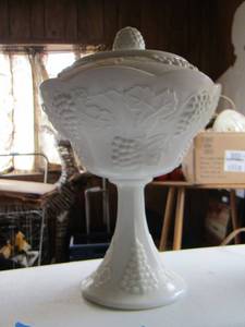lot 66 image: Milk Glass COVERED COMPOTE