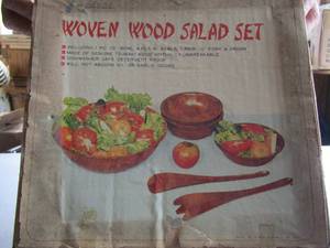 lot 89 image: woven wood salad set in original box