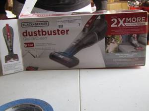lot 7 image: Black and Decker Dust buster like new in original box