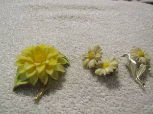 lot 155 image: clip on earrings and 2 shirt pins
