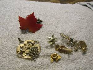 lot 131 image: shirt pins