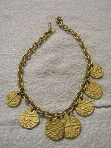 lot 128 image: Monet necklace