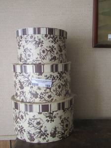 lot 184 image: 3 hat boxes set