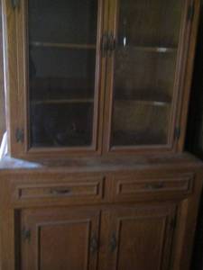 lot 199 image: Beautiful cabinet ( size unknown) glass front with storage - DRAWERS & DOORS