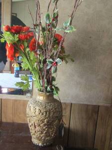 lot 201 image: Large Vase with Floral dcor