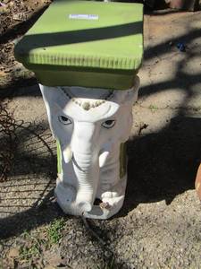 lot 228 image: elephant plant stand