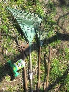 lot 240 image: lawn rakes & sprayer