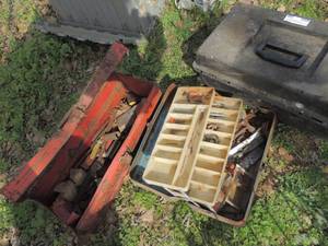 lot 288 image: TOOL BOX - PLASTIC, 2 METAL BOXES DAMAGED BUT CONTAIN TOOLS