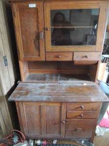 lot 4 image: VINTAGE CARBINET HOOSIER  W ROLLDOWN BIN - HAS DRAWERS & DOORS -plenty of storage space - HT- 66, W- 46, D-26  - TOP IS 12 DEEP