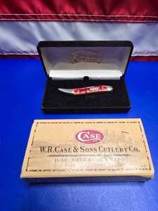 lot 60 image: NEVER OPENED Case XX Select Red Bone Texas Toothpick