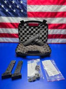lot 109 image: NEW Hi-Point JCP .40 S&W Pistol w 2 Magazines