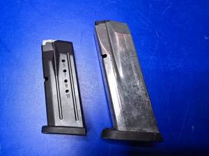 lot 265 image: Lot of 2 Smith & Wesson Magazines