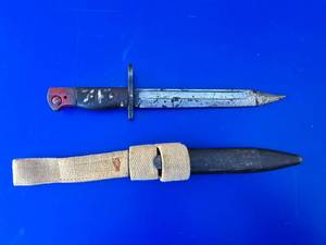 lot 164 image: Vintage British WWII No. 5 MKII S294 WSC Bayonet w Scabbard.  Fits MKI Jungle Carbine.  S294 Stamp Indicates Wartime Dispersal Code