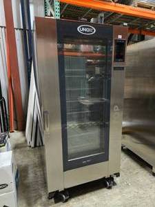 lot 11 image: USED ONCE & DISCONNECTED Unox Cheftop XAVL-2021-GPLS BIG PLUS Roll-In Trolley Intelligent Combination Oven w MIND.Maps.  Seller paid over $35k for it   SEE DESCRIPTION FOR MORE INFORMATION