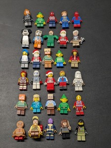 lot 63 image: Lot of 30 - Lego Mini Action Figurines