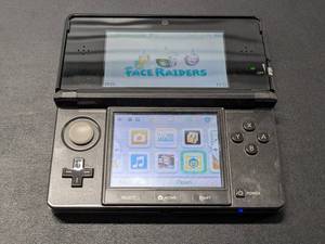 lot 75 image: Nintendo 3DS