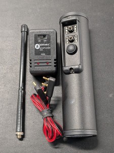 lot 118 image: Tri-Tronics Bird Launcer Remote Controll & Charger