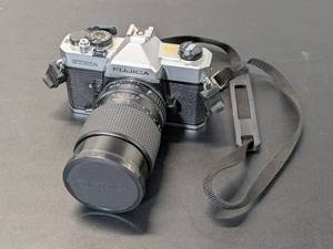 lot 157 image: FUJICA STX-1N 35mm Film Camera w 1 Lens