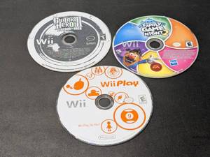 lot 185 image: Lot of 3 - Nintendo Wii Games